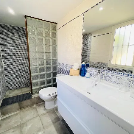 Magnifica Vivienda A 650m De La Playa En * Marbella