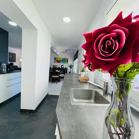 Nyaraló Magnifica Vivienda A 650m De La Playa En *