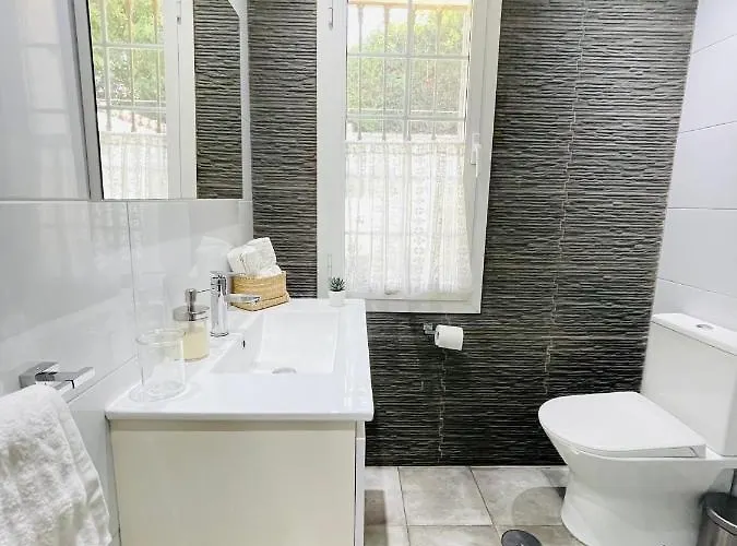 Magnifica Vivienda A 650m De La Playa En * Marbella